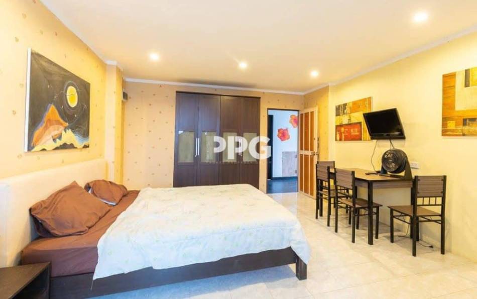 Phuket, 2 Bedrooms Bedrooms, ,2 BathroomsBathrooms,Condo,For Sale,2425