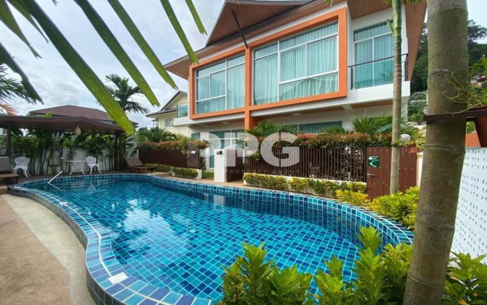 Phuket, 3 Bedrooms Bedrooms, ,3 BathroomsBathrooms,House,For Sale,2450