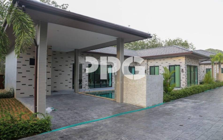 Phuket, 2 Bedrooms Bedrooms, ,3 BathroomsBathrooms,House,For Sale,2475