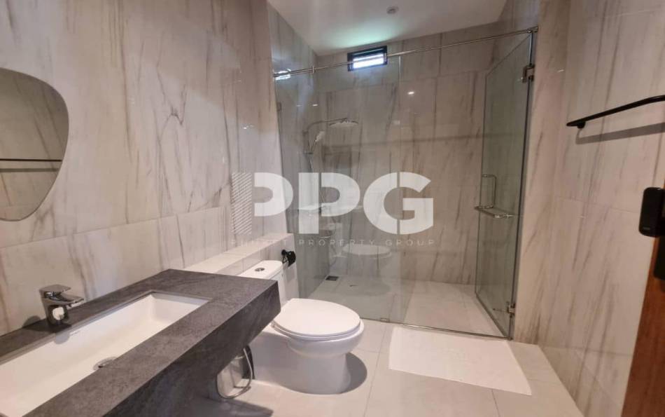 Phuket, 2 Bedrooms Bedrooms, ,3 BathroomsBathrooms,House,For Sale,2475