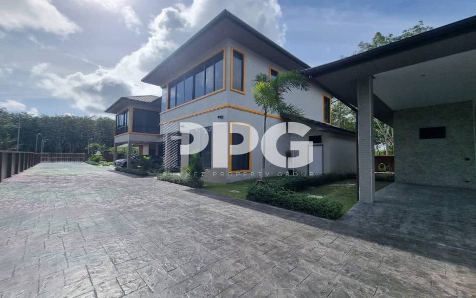 Phuket, 2 Bedrooms Bedrooms, ,3 BathroomsBathrooms,House,For Sale,2475