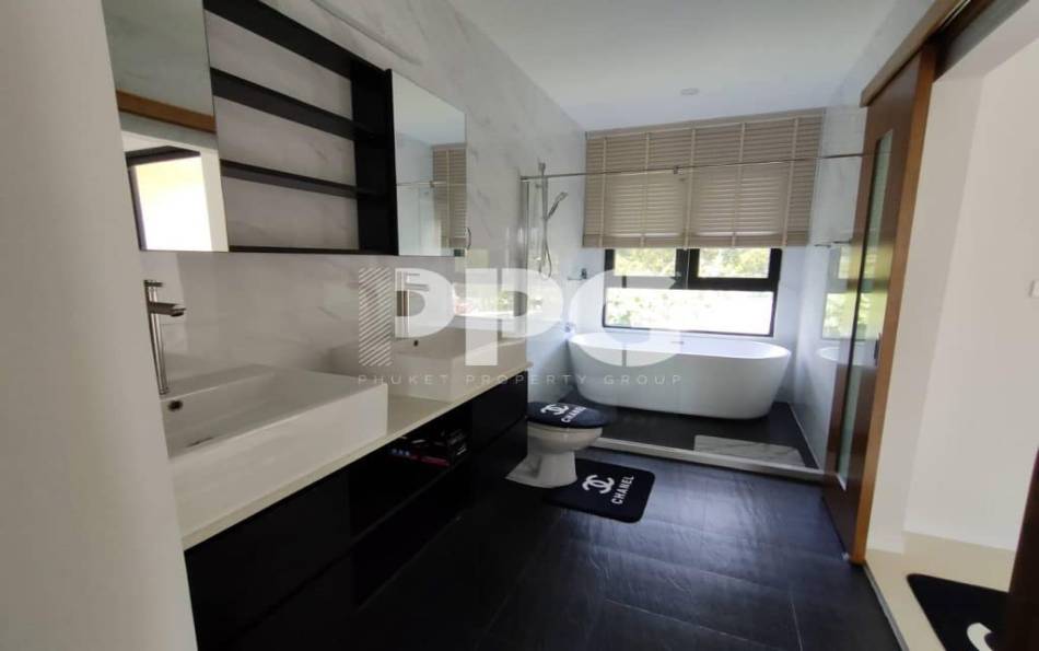 Phuket, 3 Bedrooms Bedrooms, ,3 BathroomsBathrooms,House,For Sale,2479