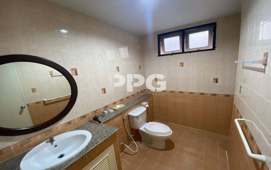 Phuket, 3 Bedrooms Bedrooms, ,3 BathroomsBathrooms,House,For Sale,2481