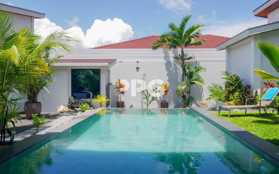 Phuket, 3 Bedrooms Bedrooms, ,3 BathroomsBathrooms,House,SOLD,2542