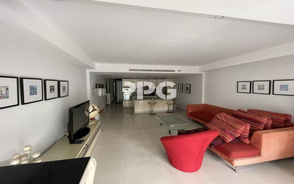 Phuket, 4 Bedrooms Bedrooms, ,4 BathroomsBathrooms,Guest house,For Sale,2546