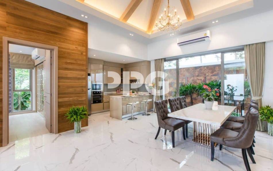 Phuket, 3 Bedrooms Bedrooms, ,2 BathroomsBathrooms,House,For Sale,2559
