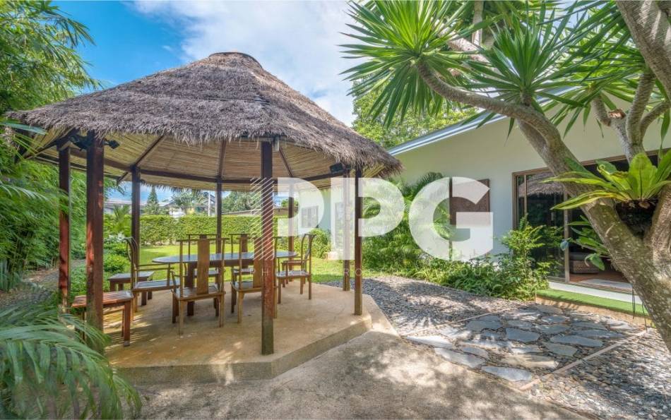 Phuket, 2 Bedrooms Bedrooms, ,3 BathroomsBathrooms,House,SOLD,2560