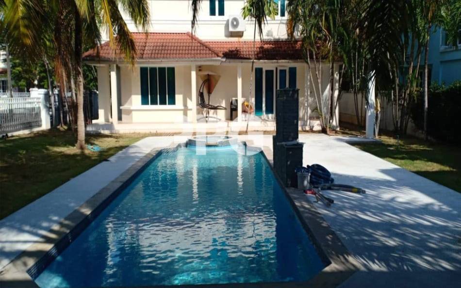 Phuket, 4 Bedrooms Bedrooms, ,3 BathroomsBathrooms,House,For Sale,2565