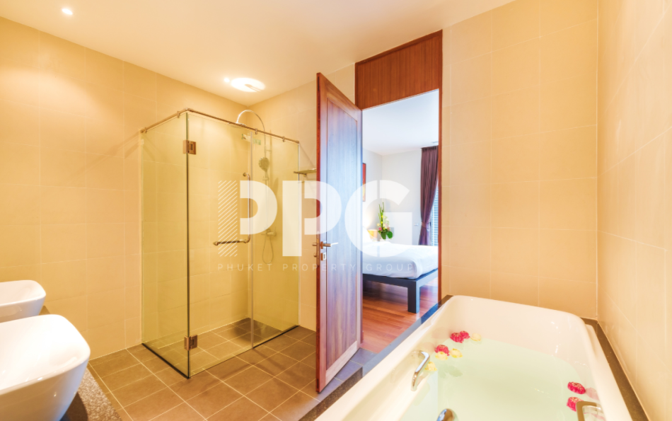 Phuket, 3 Bedrooms Bedrooms, ,3 BathroomsBathrooms,Condo,For Sale,2574