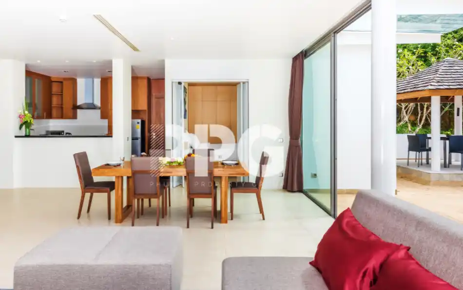 Phuket, 3 Bedrooms Bedrooms, ,3 BathroomsBathrooms,Condo,For Sale,2574