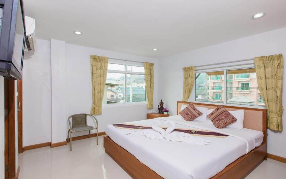 Phuket, 21 Bedrooms Bedrooms, ,22 BathroomsBathrooms,Guest house,SOLD,2583