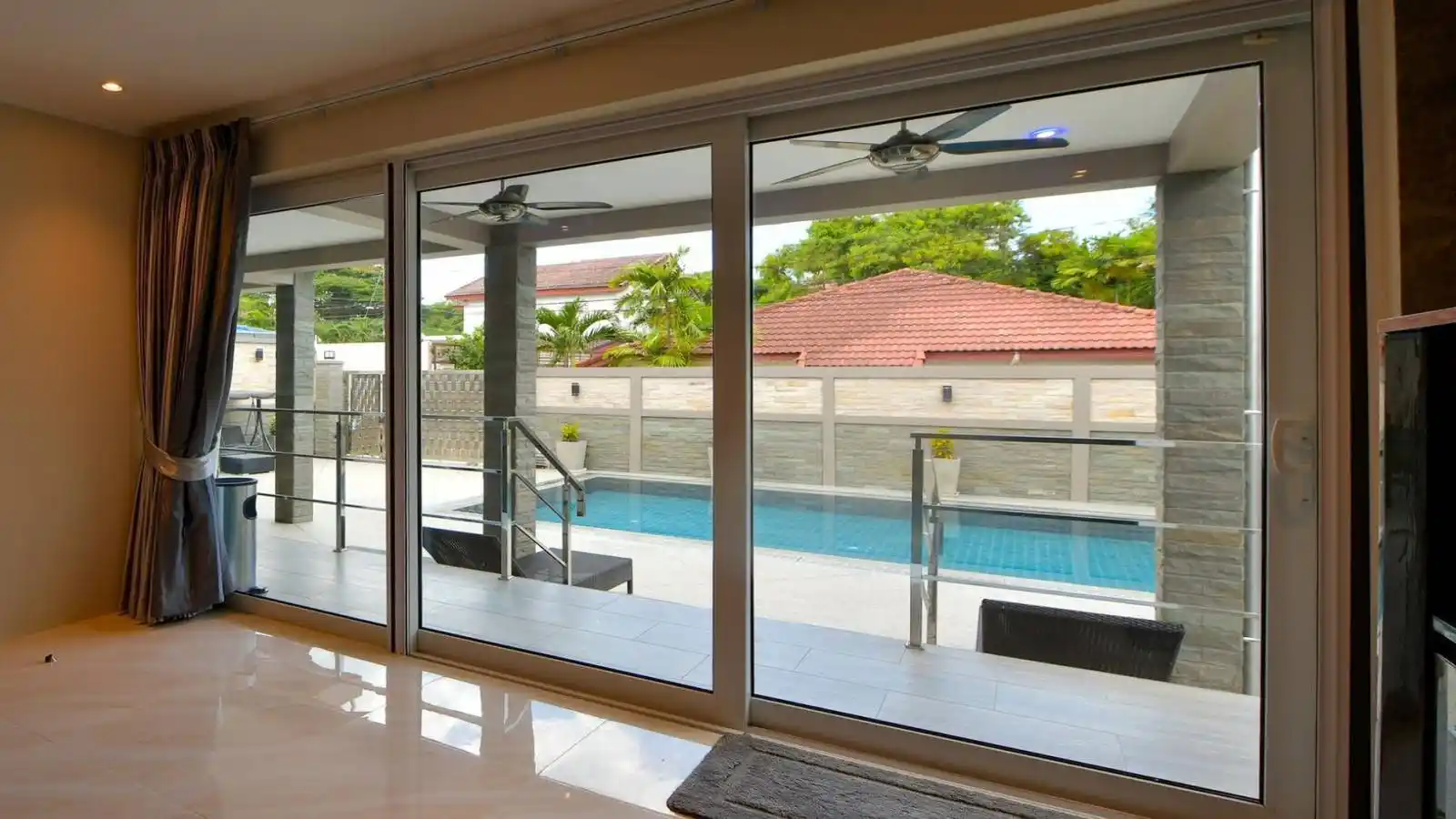 Pattaya, 5 Bedrooms Bedrooms, 0 ,5 BathroomsBathrooms,House,For Rent,0,2636
