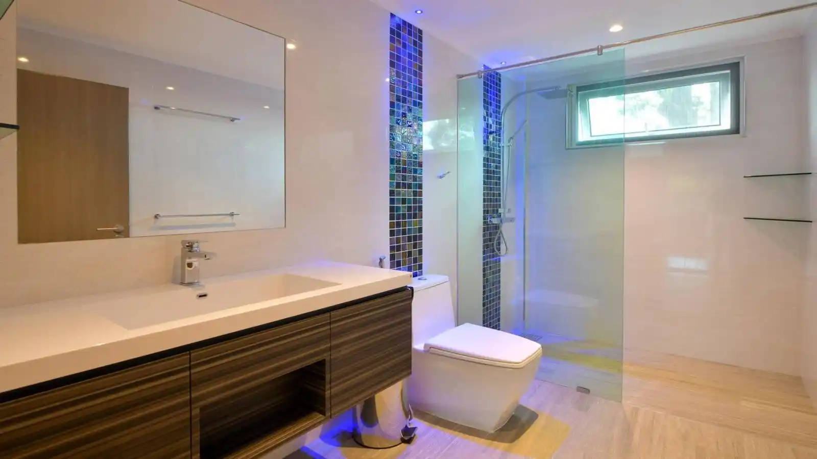 Pattaya, 5 Bedrooms Bedrooms, 0 ,5 BathroomsBathrooms,House,For Rent,0,2636