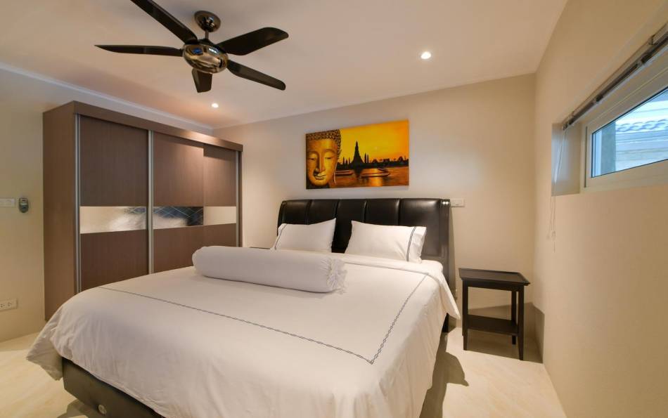 Pattaya, 5 Bedrooms Bedrooms, ,5 BathroomsBathrooms,House,For Rent,2636