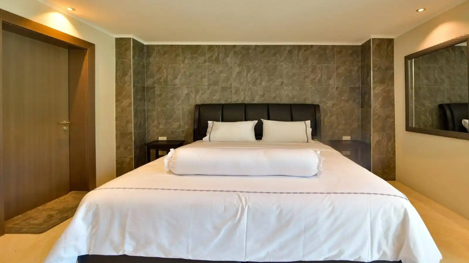 Pattaya, 5 Bedrooms Bedrooms, ,5 ห้องน้ำห้องน้ำ,บ้าน ,ขาย,2637