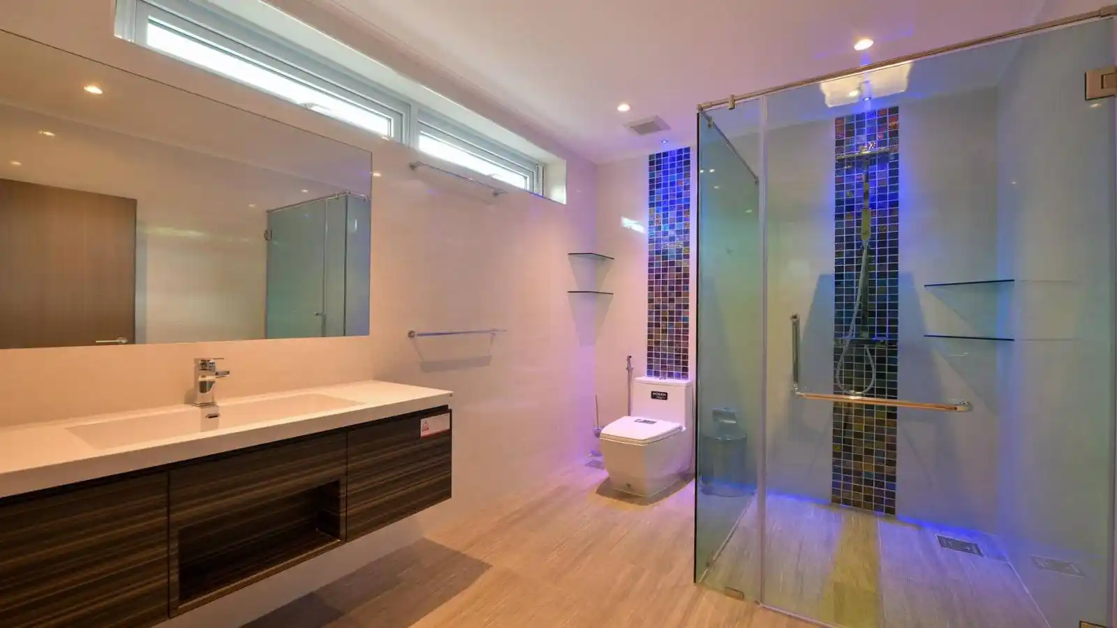 Pattaya, 5 Bedrooms Bedrooms, ,5 ห้องน้ำห้องน้ำ,บ้าน ,ขาย,2637