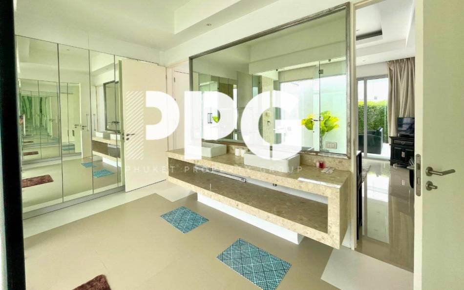 Phuket, 3 Bedrooms Bedrooms, ,3 BathroomsBathrooms,House,For Sale,2641