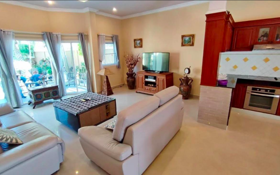 Pattaya, 3 Bedrooms Bedrooms, ,3 BathroomsBathrooms,House,For Sale,2649