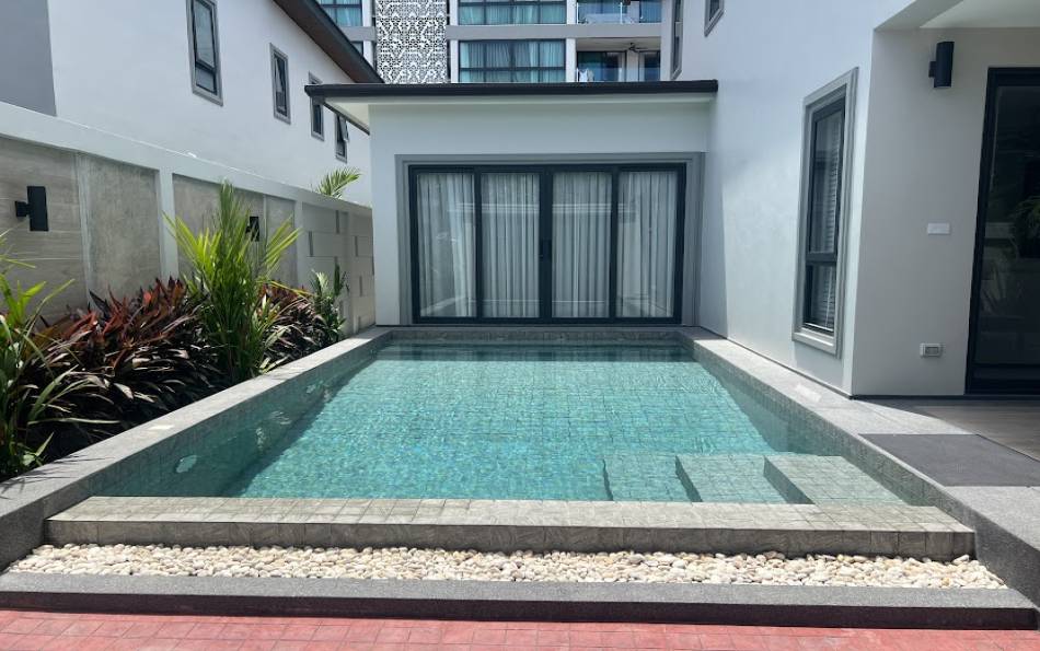 Pattaya, 5 Bedrooms Bedrooms, ,4 BathroomsBathrooms,House,For Sale,2661