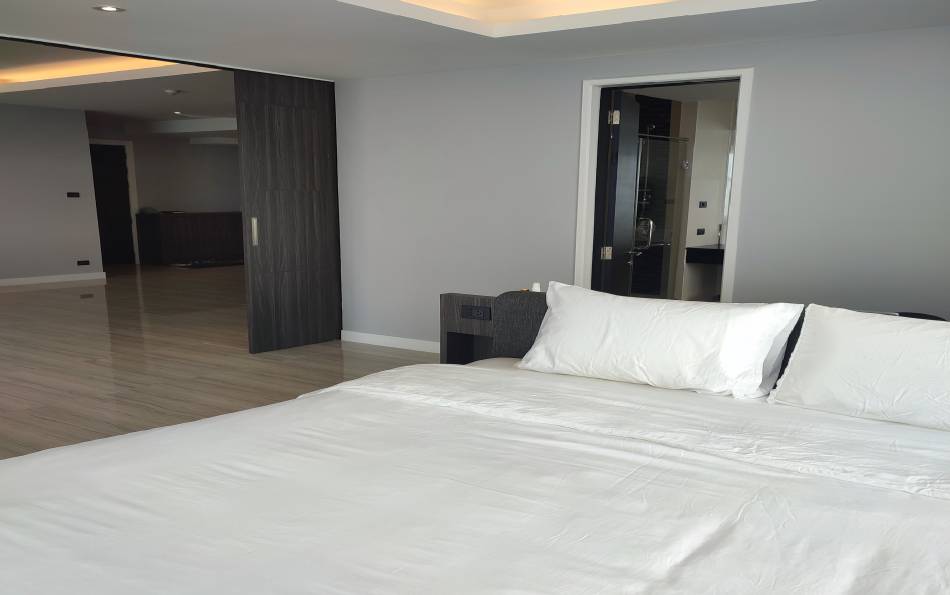 Pattaya, 2 Bedrooms Bedrooms, ,2 BathroomsBathrooms,Condo,For Sale,2663