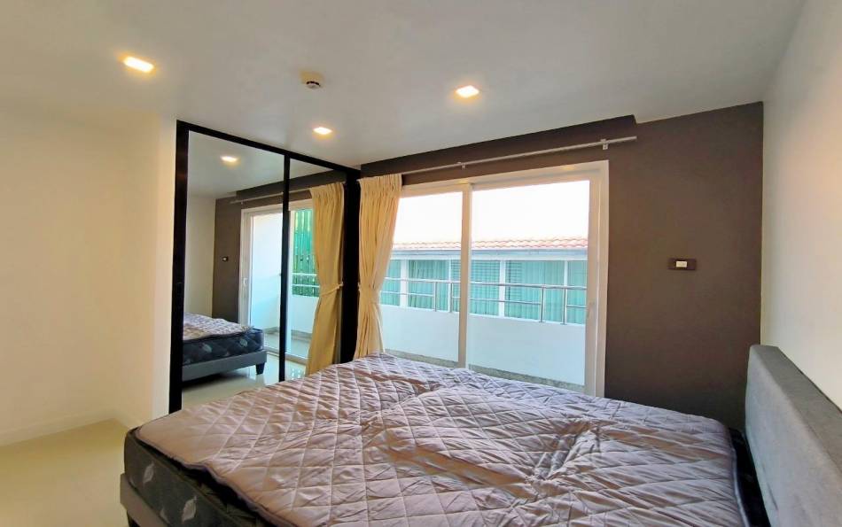Pattaya, 3 Bedrooms Bedrooms, ,2 BathroomsBathrooms,Condo,For Sale,2664