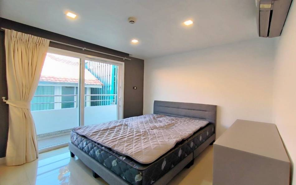 Pattaya, 3 Bedrooms Bedrooms, ,2 BathroomsBathrooms,Condo,For Sale,2664