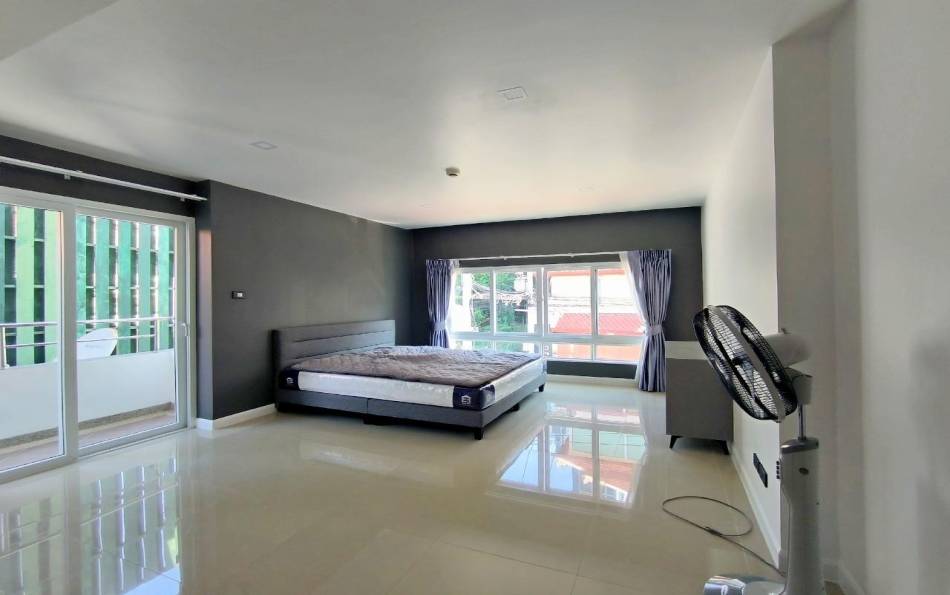 Pattaya, 3 Bedrooms Bedrooms, ,2 BathroomsBathrooms,Condo,For Sale,2664