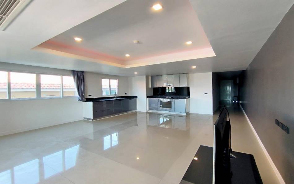 Pattaya, 3 Bedrooms Bedrooms, ,2 BathroomsBathrooms,Condo,For Sale,2664