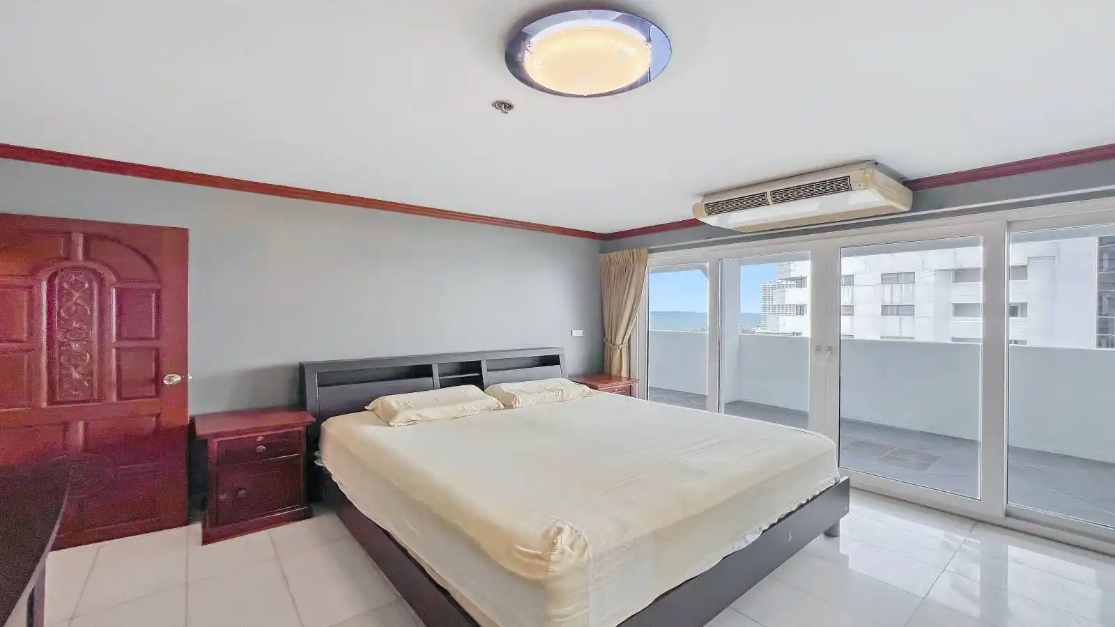 Pattaya, 4 Bedrooms Bedrooms, ,3 ห้องน้ำห้องน้ำ,คอนโด,ขาย,14,2676