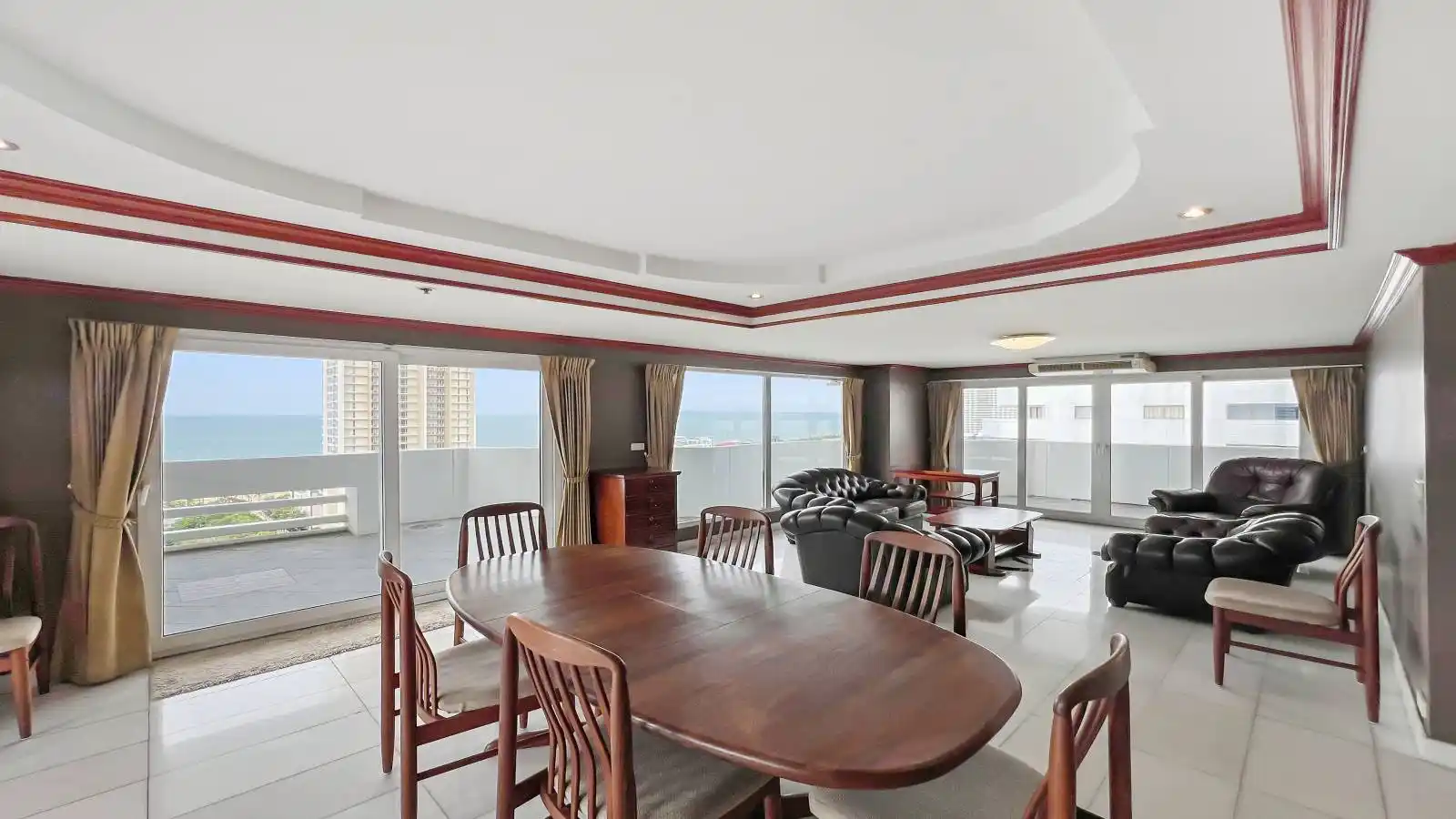 Pattaya, 4 Bedrooms Bedrooms, ,3 ห้องน้ำห้องน้ำ,คอนโด,ขาย,14,2676