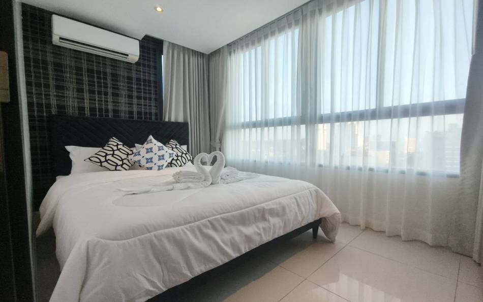 Pattaya, 2 Bedrooms Bedrooms, ,2 BathroomsBathrooms,Condo,For Sale,2679