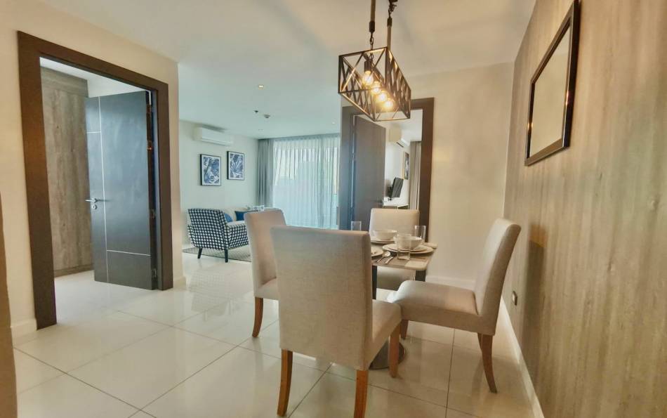 Pattaya, 2 Bedrooms Bedrooms, ,2 BathroomsBathrooms,Condo,For Sale,2679