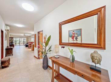 Pattaya, 3 Bedrooms Bedrooms, ,2 BathroomsBathrooms,Condo,For Rent,3,2684 Pattaya, 3 Bedrooms Bedrooms, ,2 BathroomsBathrooms,Condo,For Rent,3,2684