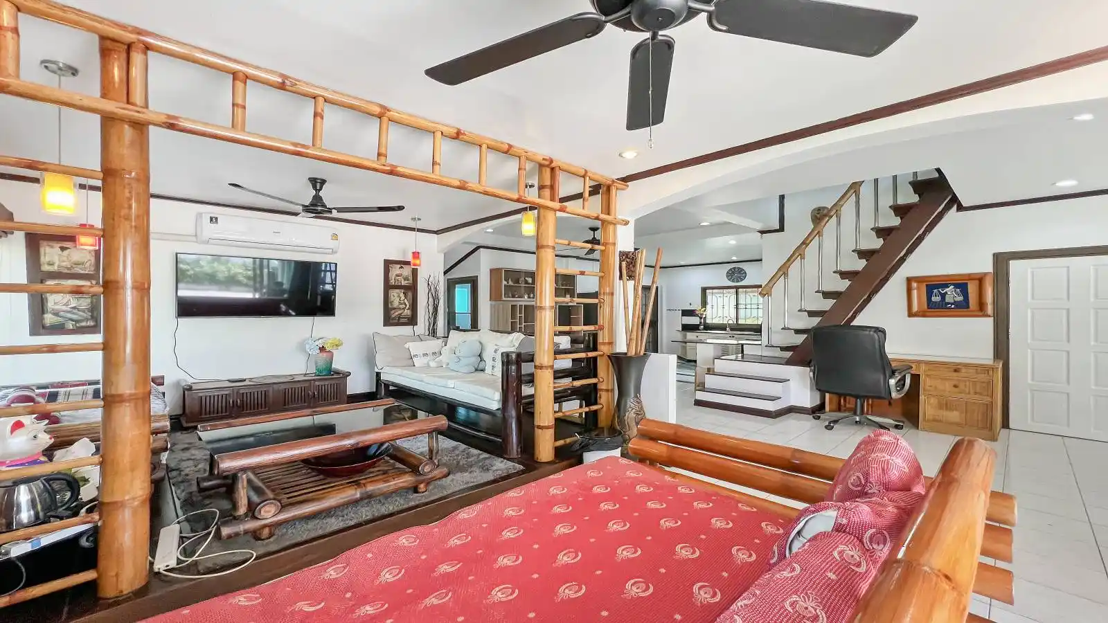 Pattaya, 3 Bedrooms Bedrooms, ,2 BathroomsBathrooms,House,For Sale,2690