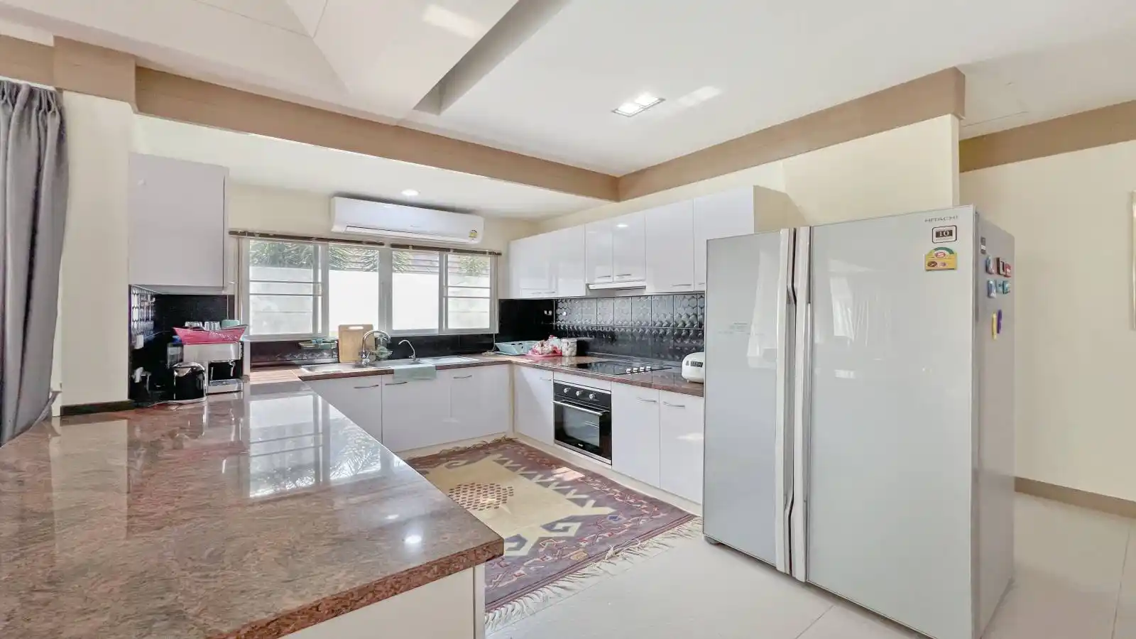 Pattaya, 3 Bedrooms Bedrooms, ,3 BathroomsBathrooms,House,For Sale,2692