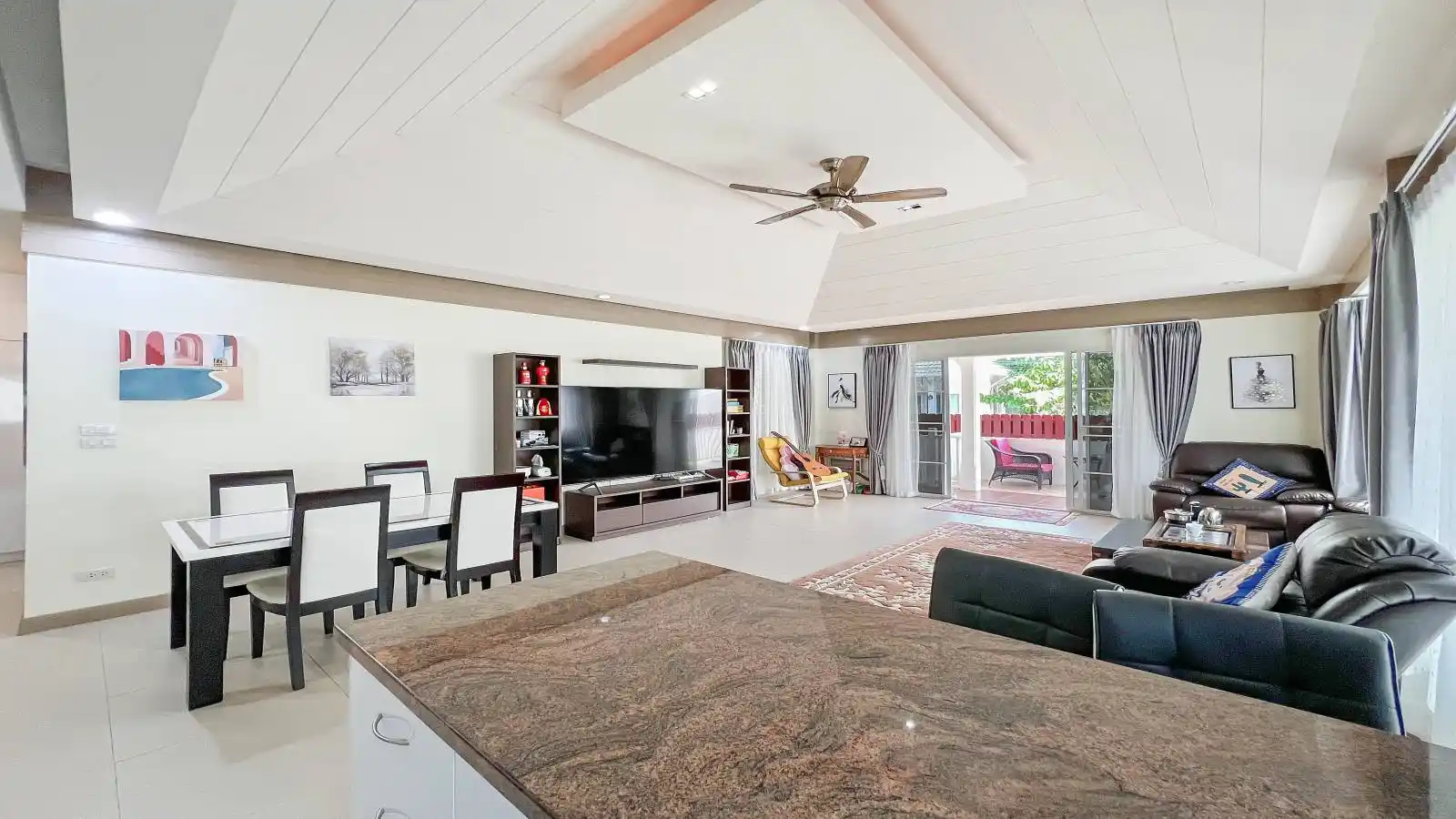 Pattaya, 3 Bedrooms Bedrooms, ,3 BathroomsBathrooms,House,For Sale,2692