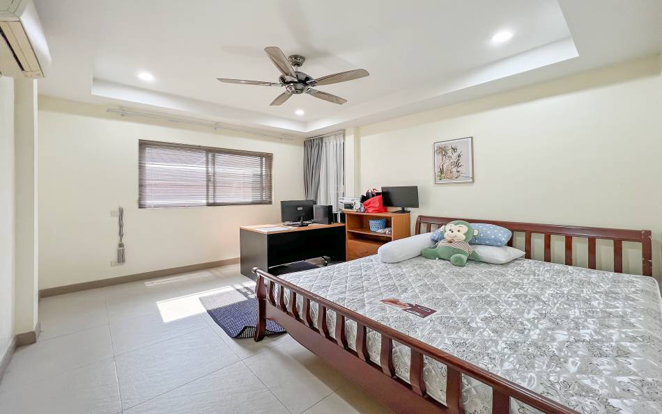 Pattaya, 3 Bedrooms Bedrooms, ,3 BathroomsBathrooms,House,For Sale,2692