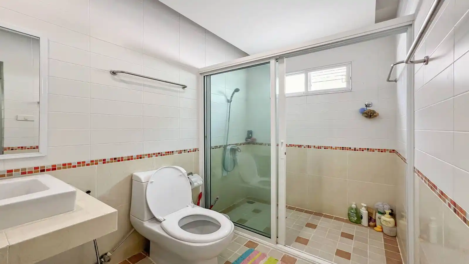 Pattaya, 3 Bedrooms Bedrooms, ,3 BathroomsBathrooms,House,For Sale,2692