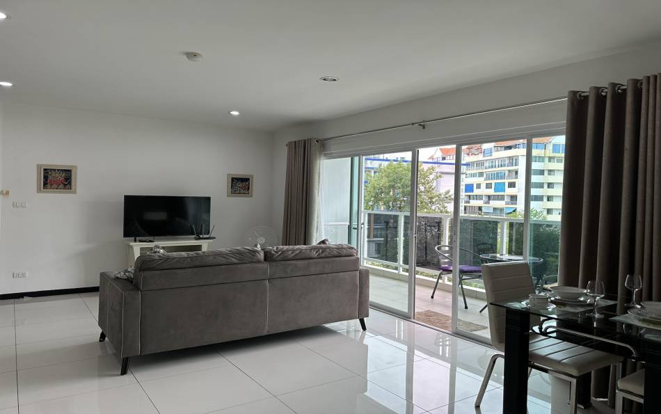 Pattaya, Pattaya, 2 Bedrooms Bedrooms, ,1 BathroomBathrooms,Condo,For Sale,5,2693