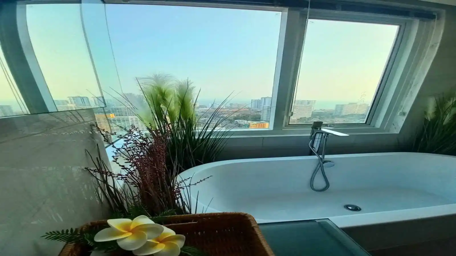 Pattaya, 2 Bedrooms Bedrooms, 0 ,2 BathroomsBathrooms,Condo,SOLD,28,2697