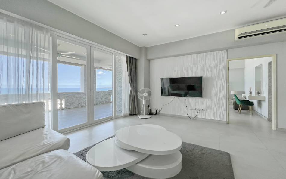 Pattaya, 2 Bedrooms Bedrooms, ,2 BathroomsBathrooms,Condo,SOLD,30,2704