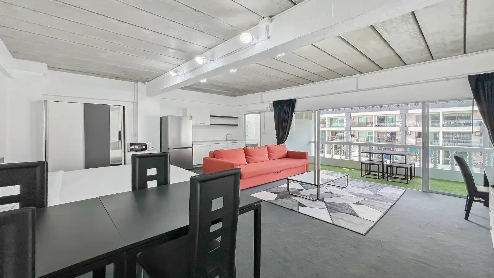 Two 40 sqm studio condos in Pattaya for sale together at 2.2M THB. Company owned, rental income 18,000 THB/month, strong 9.8% yield or live in one unit.