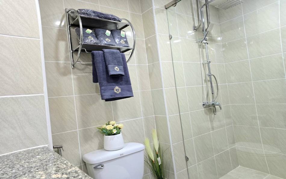 Pattaya, ,1 BathroomBathrooms,Condo,For Sale,2710