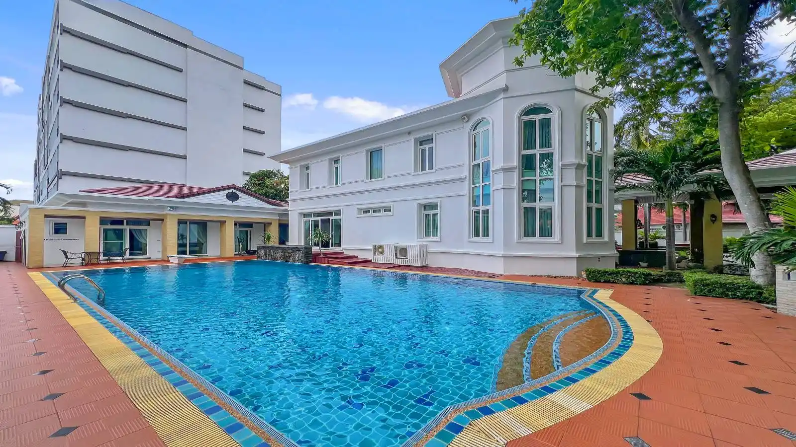 Pattaya, 6 Bedrooms Bedrooms, ,7 BathroomsBathrooms,House,SOLD,2719