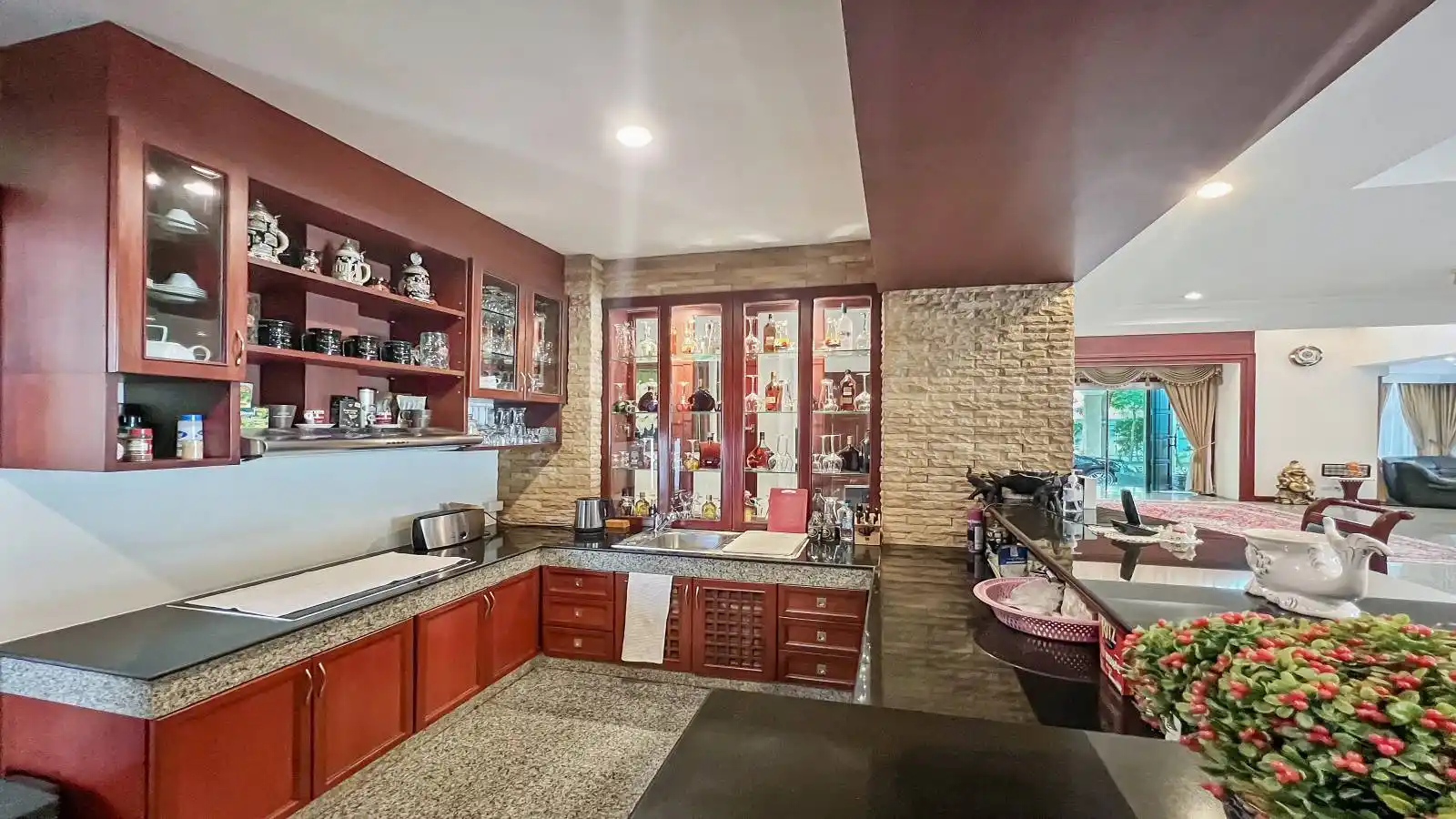 Pattaya, 6 Bedrooms Bedrooms, ,7 BathroomsBathrooms,House,SOLD,2719