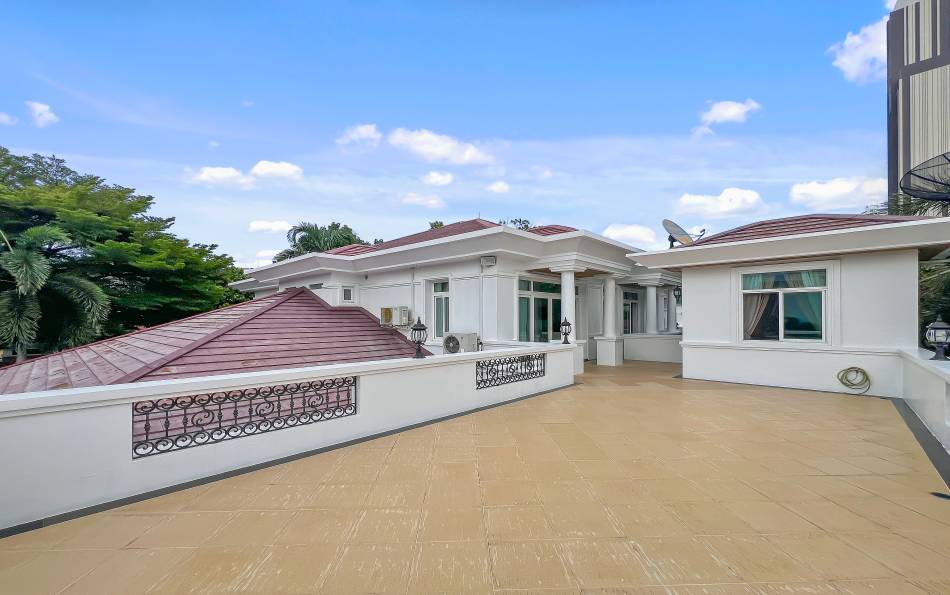 Pattaya, 6 Bedrooms Bedrooms, ,7 ห้องน้ำห้องน้ำ,บ้าน ,SOLD,2719