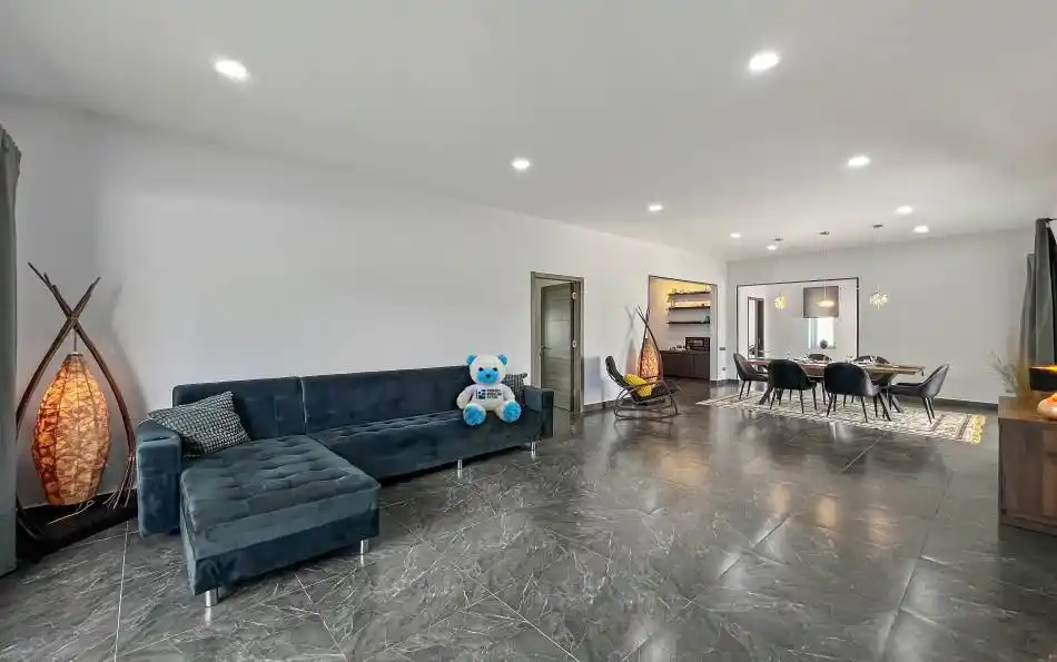 Pattaya, 3 Bedrooms Bedrooms, 0 ,4 BathroomsBathrooms,House,SOLD,0,2720