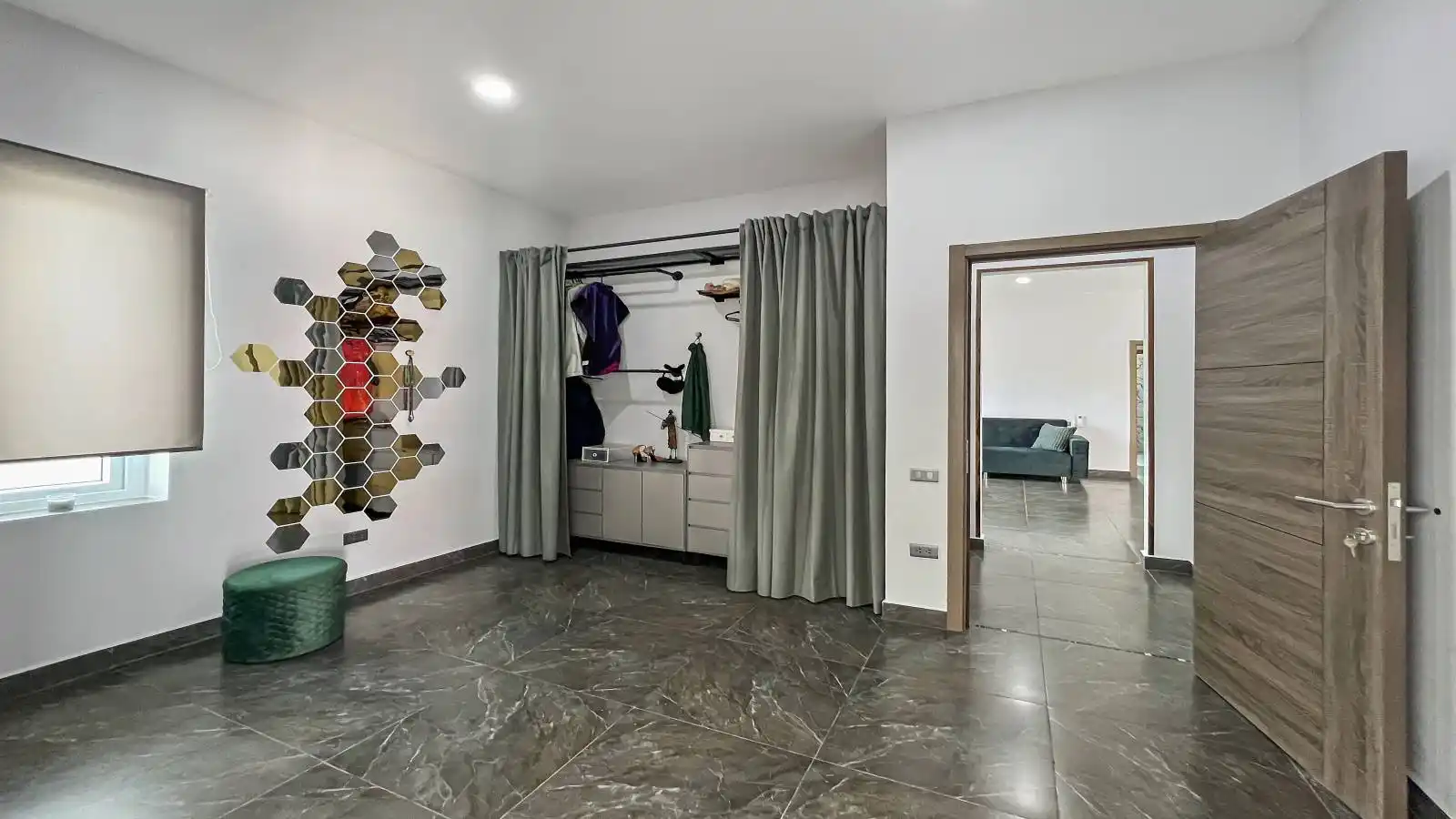 Pattaya, 3 Bedrooms Bedrooms, 0 ,4 BathroomsBathrooms,House,SOLD,0,2720