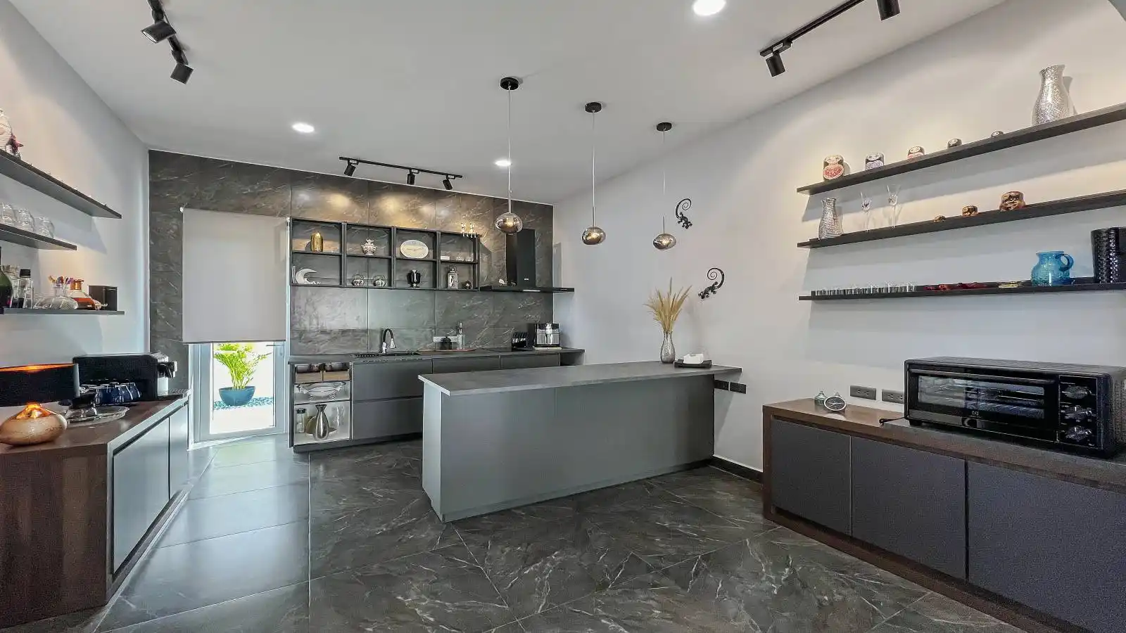 Pattaya, 3 Bedrooms Bedrooms, 0 ,4 BathroomsBathrooms,House,SOLD,0,2720