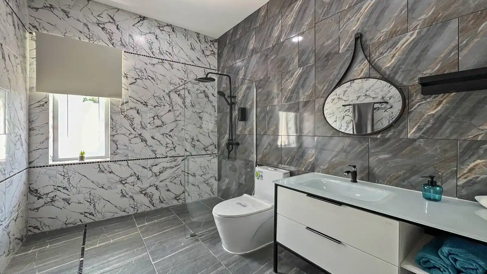 Pattaya, 3 Bedrooms Bedrooms, 0 ,4 BathroomsBathrooms,House,SOLD,0,2720